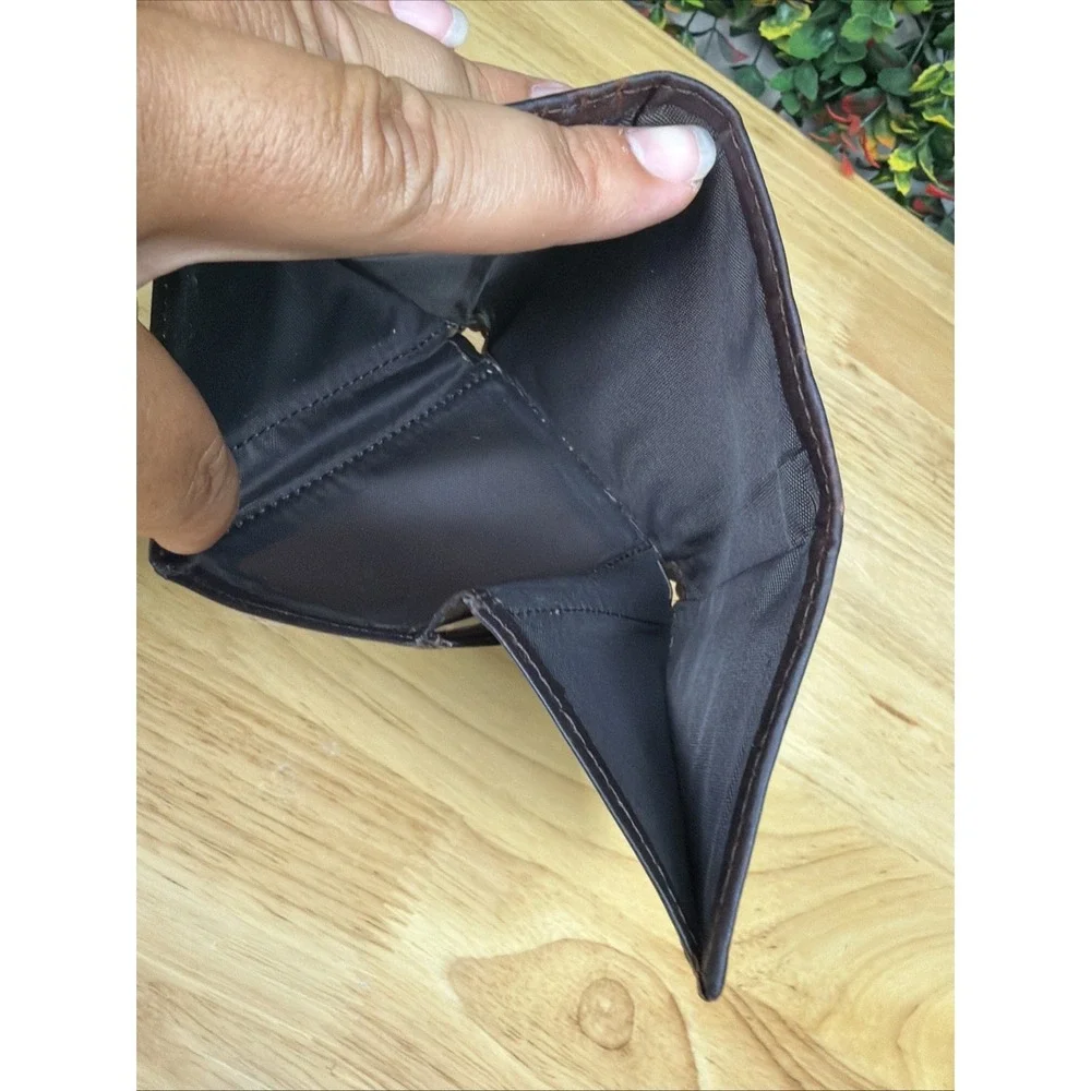 Ariat Men's Premium Leather Solid Dark Brown Trifold Wallet Excellent Used Cond.